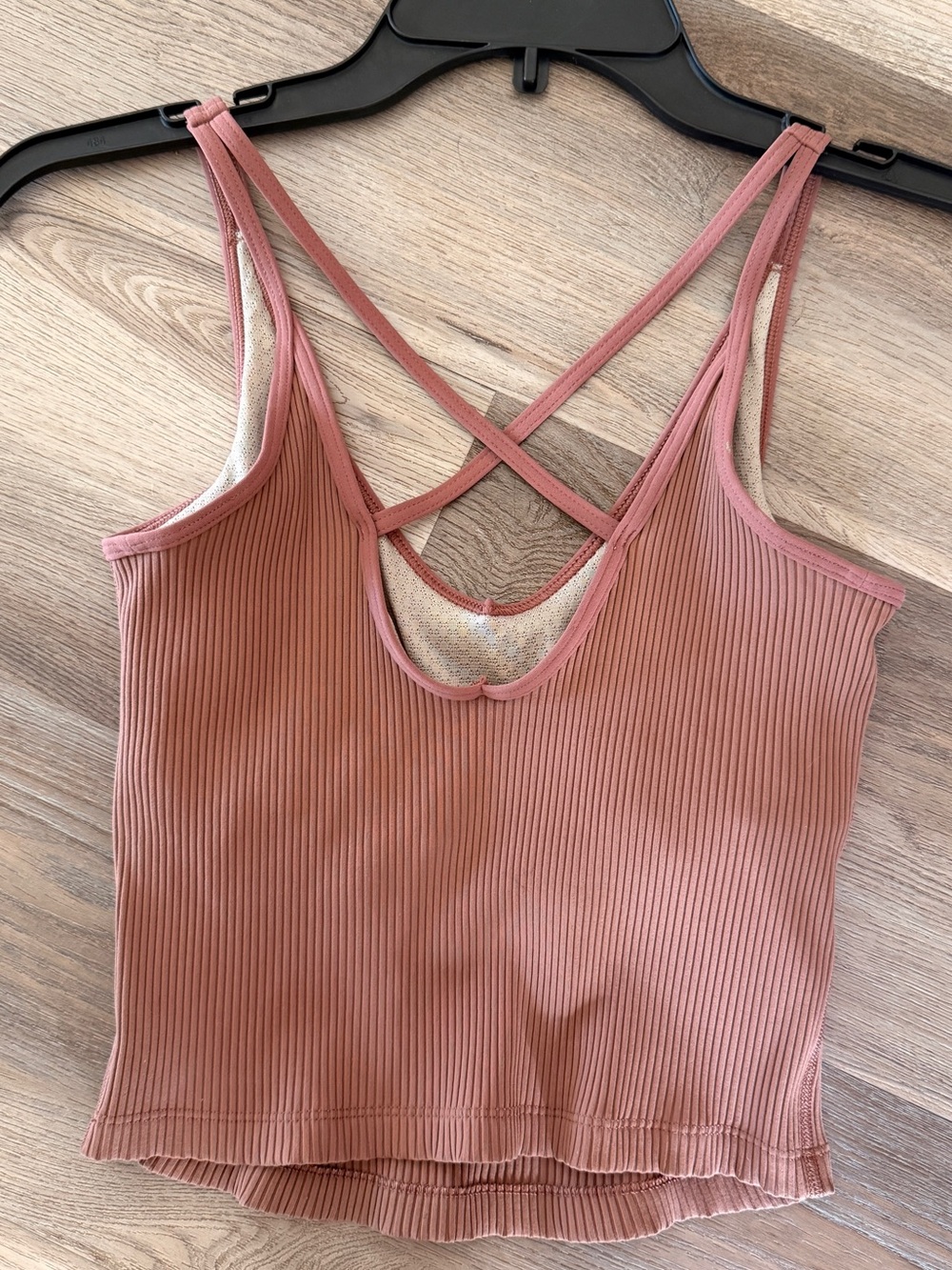 Vuori Ribbed Crossback Tank Top - Mauve - Picture 6 of 7